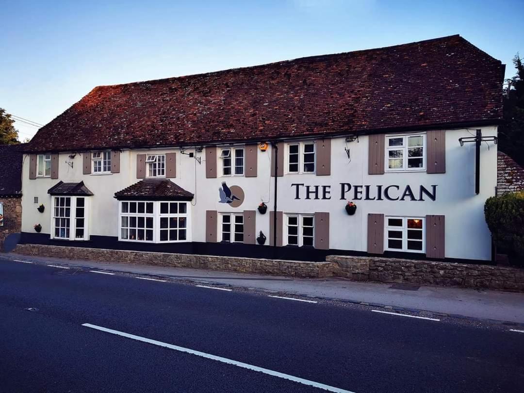 The Pelican Inn Stapleford  Bagian luar foto