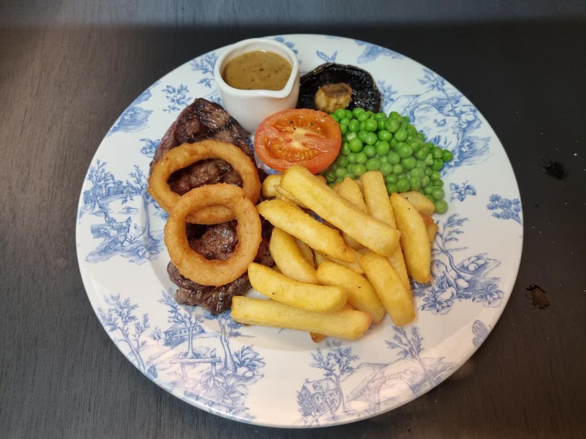 The Pelican Inn Stapleford  Bagian luar foto